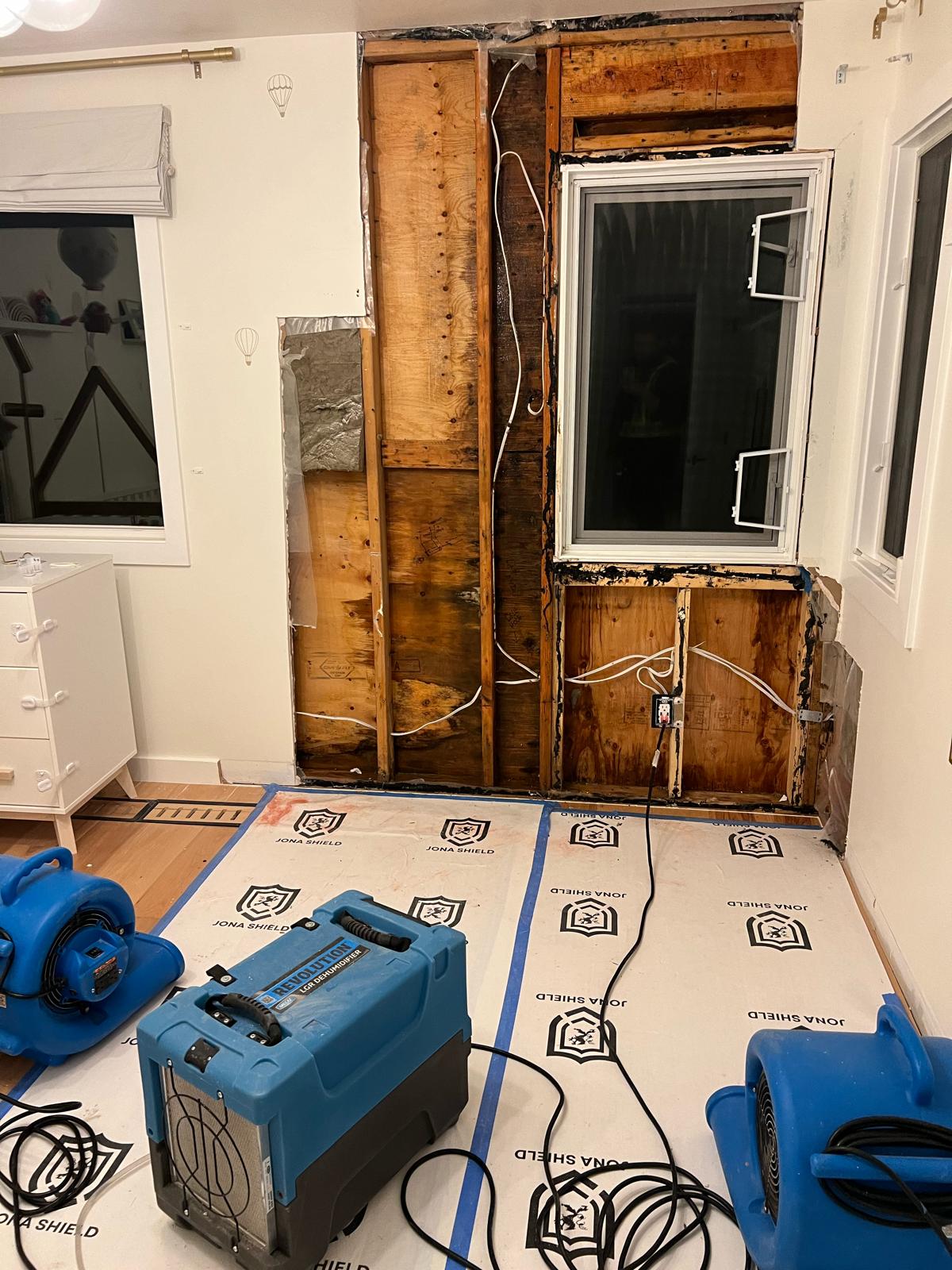 Team of VR Restoration In Vancouver Canada Expert in Restoration and Cleaning Services